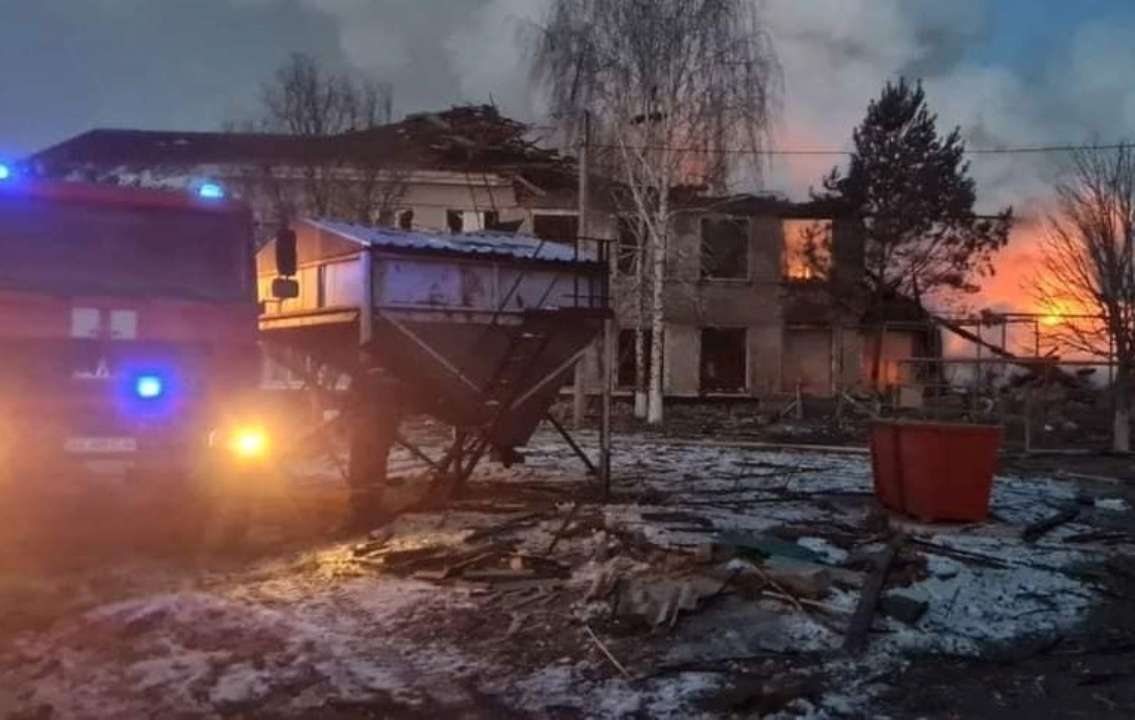21 людина загинула: подробиці обстрілу Мерефи під Харковом