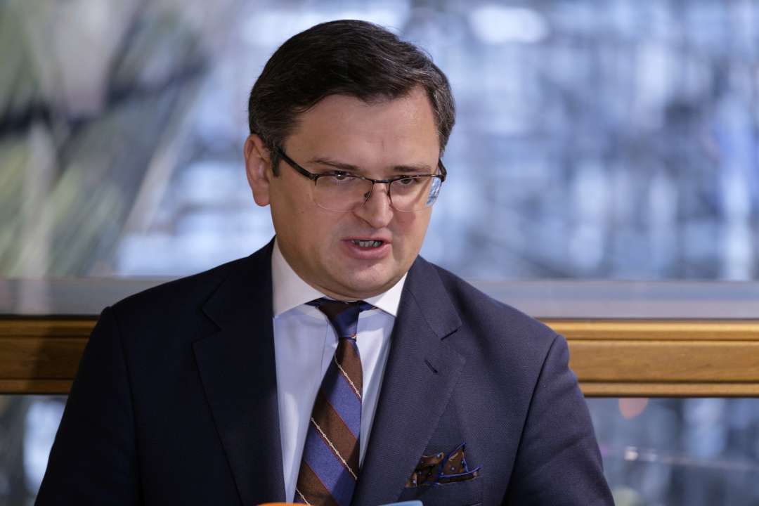 Кулеба прокомментировал возможность отложения нефтяного эмбарго
