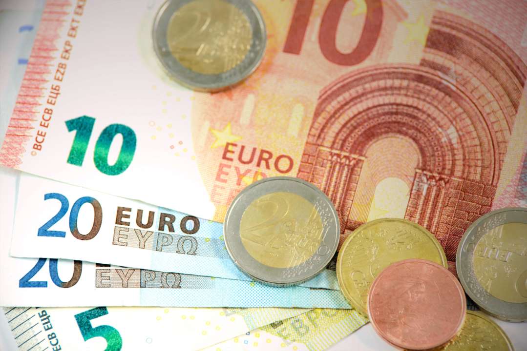 Курс валют на 10 березня/Фото: pexels Курс валют на 10 березня: яка ціна на міжбанку, "чорному" та готівковому ринках