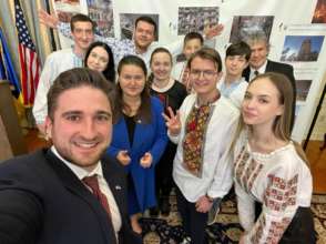 Фото: Олена Зеленська в Telegram На Міжнародну космічну станцію відправили мінілабораторії, які створили українські школярі