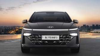Фото: Hyundai Індійський акцент: Hyundai представила новий бюджетний седан Verna