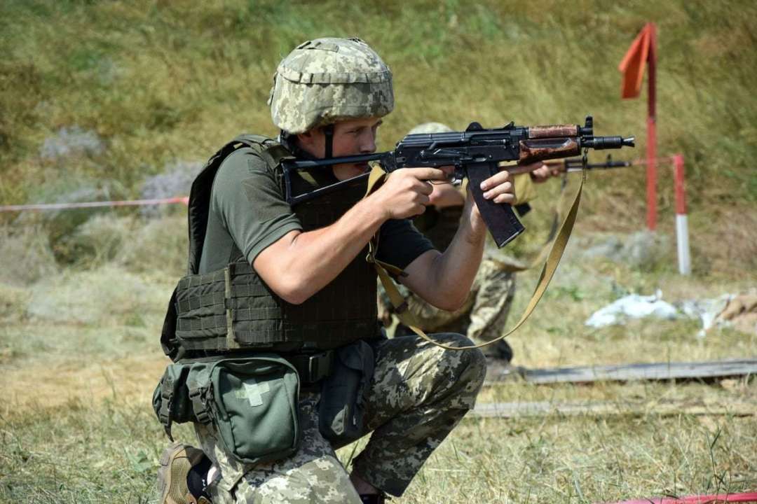 Военный