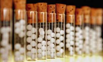 Эффективны ли таблетки от коронавируса: компания Pfizer опубликовала новые данные/Фото: Peter Macdiarmid/Getty Images Таблетки от Covid-19 предотвращают смерть на 90%: компания Pfizer опубликовала новые данные
