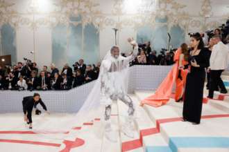 Фото: Getty Images Джаред Лето у костюмі кота та срібний Lil Nas: найдивніші образи зірок на Met Gala 2023