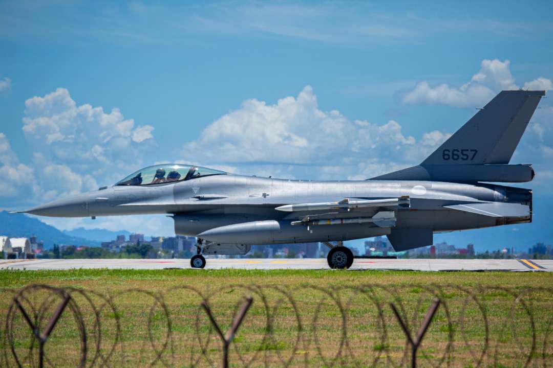 Речник ЗС ЗСУ розповів, коли в Україну доставлять F-16 / Фото: Annabelle Chih/Getty Images Речник ЗС ЗСУ розповів, коли в Україну доставлять F-16 / Фото: Annabelle Chih/Getty Images