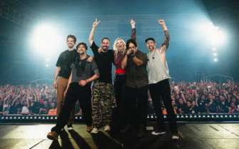 Linkin Park в новом составе / Фото: instagram.com/linkinpark Linkin Park презентуют концертный фильм "С нуля" и объявляют мировой тур