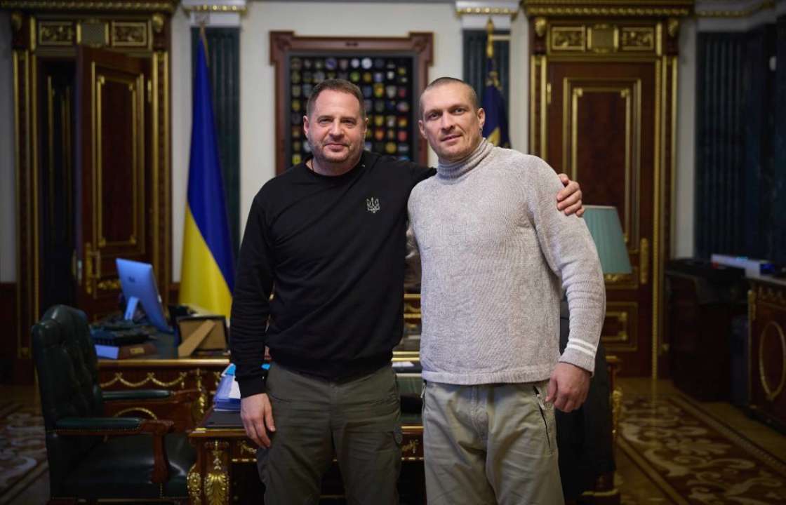 Андрей Ермак поздравил Александра Усика / Фото: Андрей Ермак Андрей Ермак поздравил Александра Усика с днем рождения