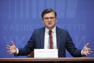 Фото: Dmytro Kuleba (Facebook) Кулеба закликав ЄС відключити Росію від банківської системи SWIFT