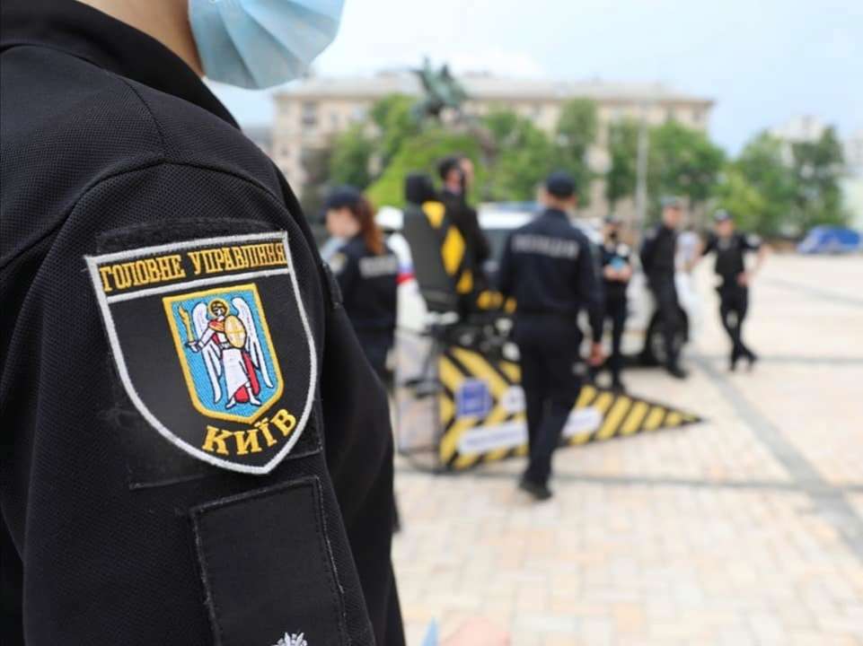 Фото: Поліція Києва Столичные правоохранители задержали мужчину, сбежавшего из зала суда в Ирпене