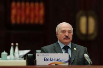 Лукашенко считает, что война в Украине затянулась/Фото: Lintao Zhang/Pool/Getty Images Лукашенко признал, что "спецоперация" в Украине затянулась
