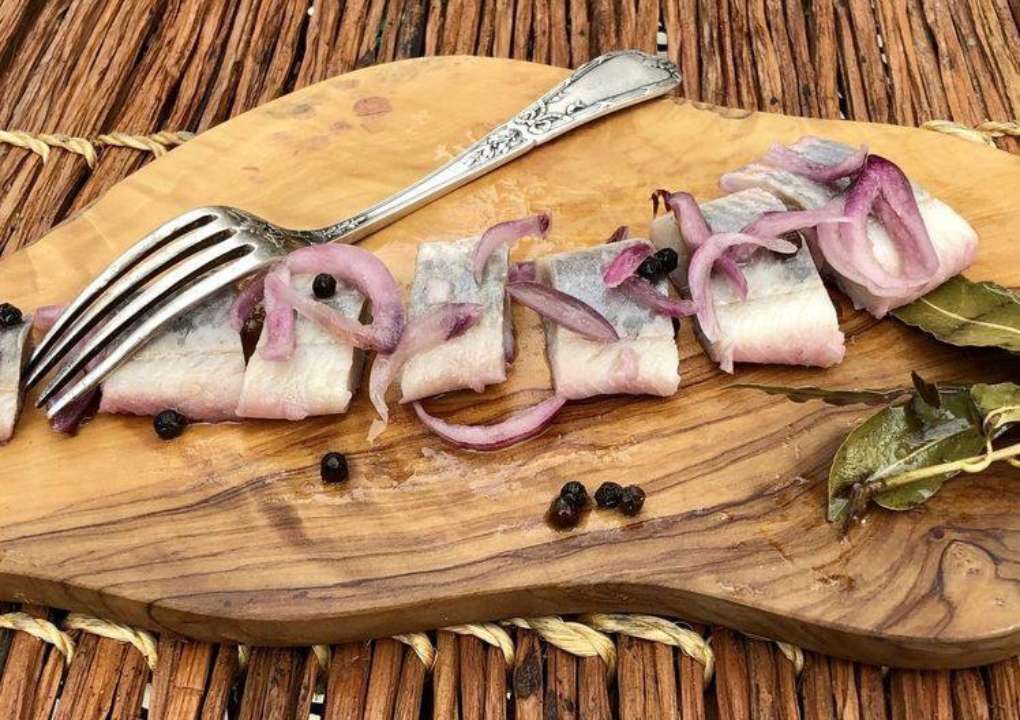 Вкусные блюда из сельди/Фото: Pinterest Для праздничного стола: три вкусных и легких блюда из сельди