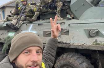 Спецназовец батальона полиции "Цунами" Тарас Шуляк/Фото: Нацполиция Спецназовец батальона полиции "Цунами" Тарас Шуляк/Фото: Нацполиция