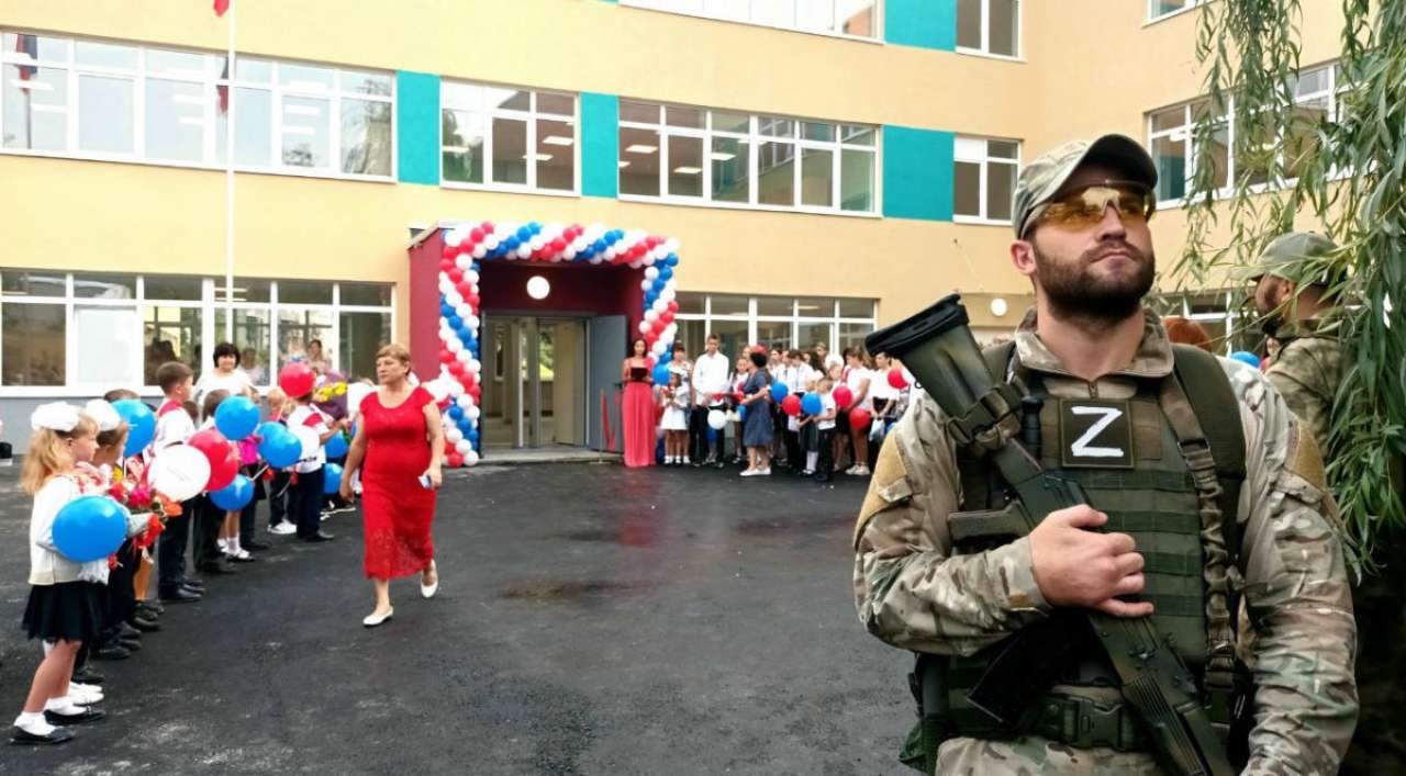 С нового учебного года россияне в Мариуполе будут готовить детей на операторов боевых дронов