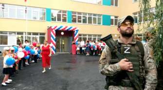 В Мариуполе будут готовить детей на операторов боевых дронов/Фото: zmina С нового учебного года россияне в Мариуполе будут готовить детей на операторов боевых дронов