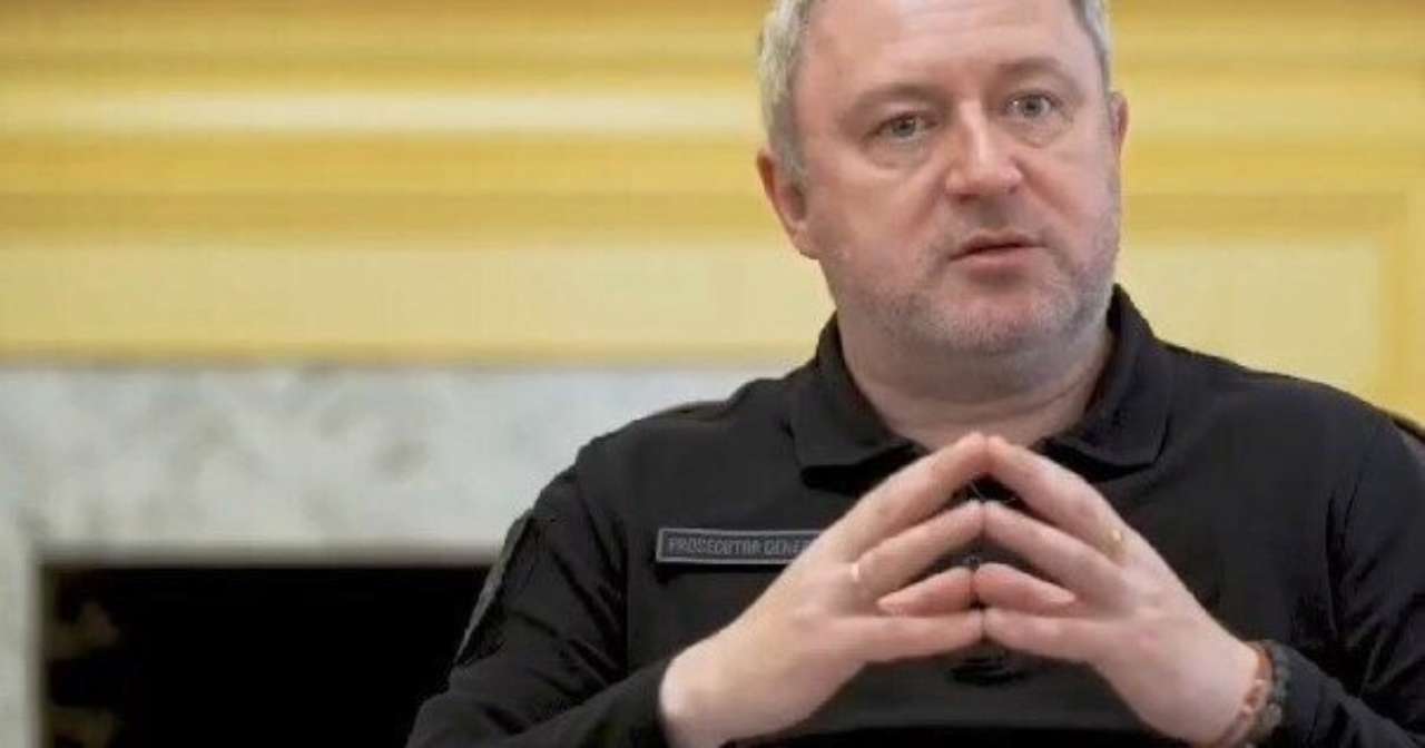 На міжнародному чорному ринку почали з'являтись артефакти, які рф вкрала в Україні