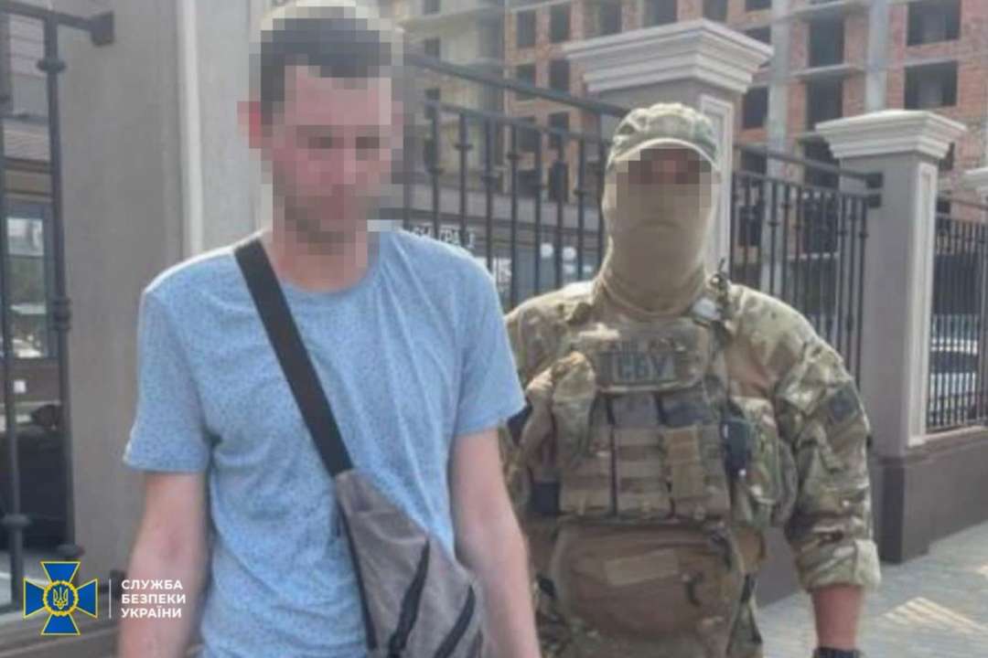 СБУ затримала чоловіка, який коригував удари по Одесі