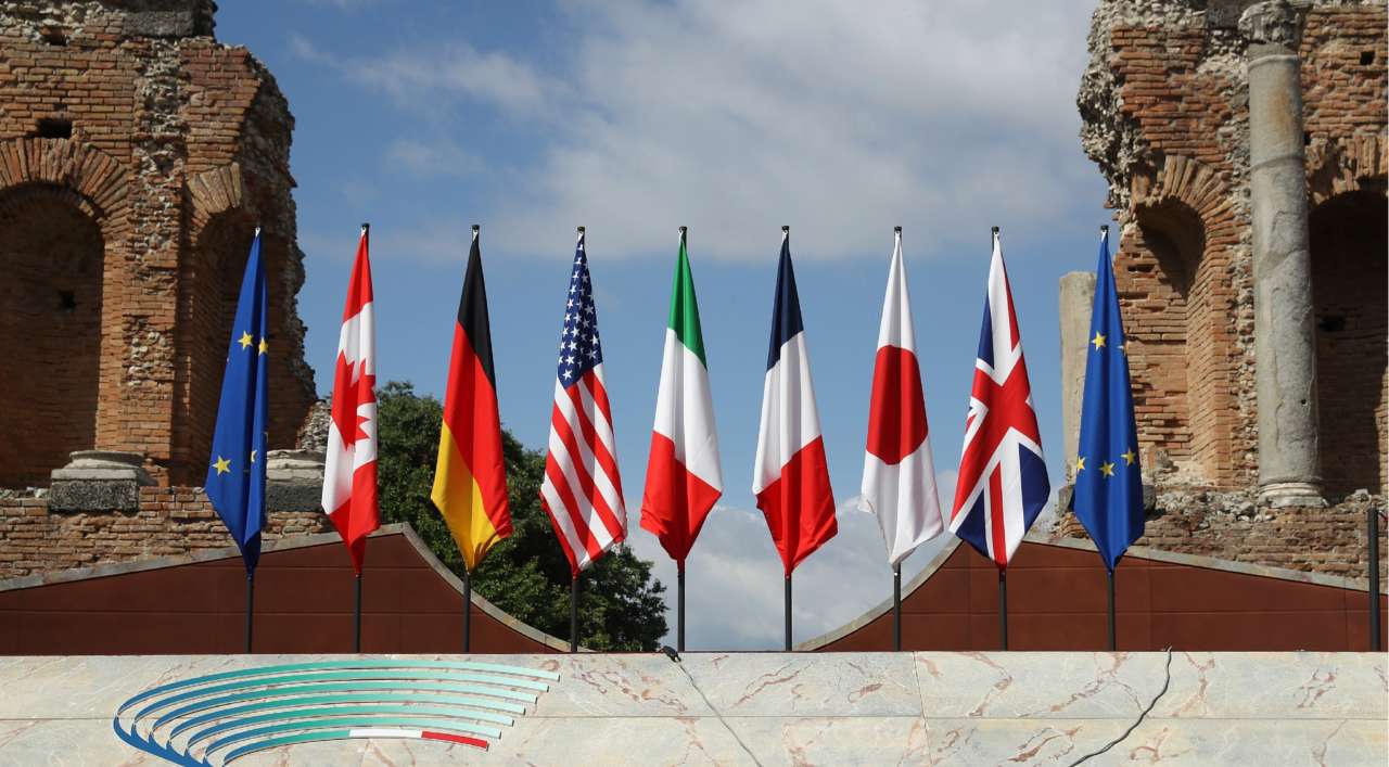 G7