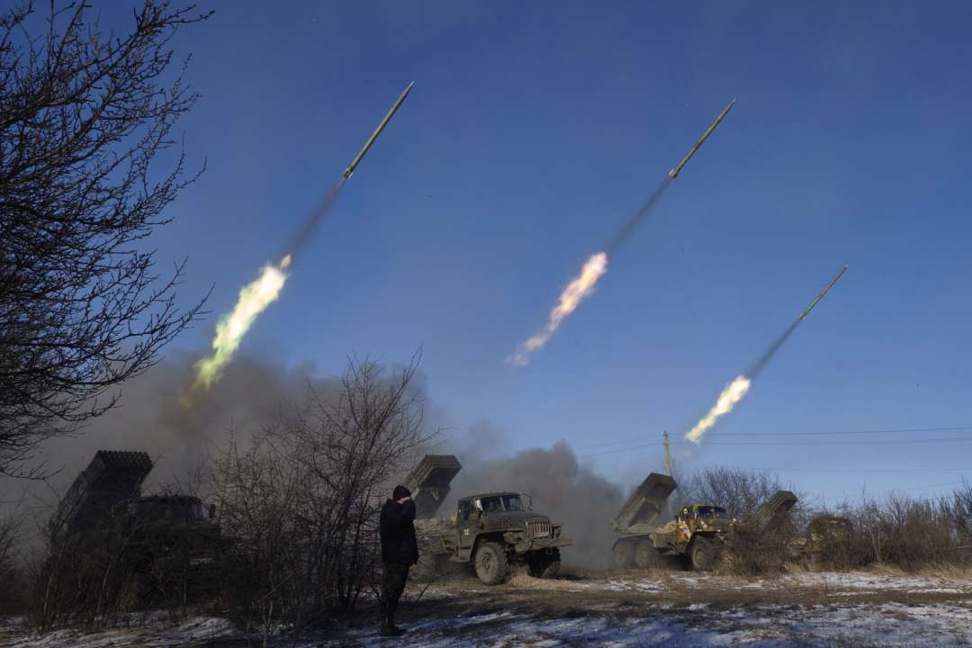Росія не досягла успіху на жодному з напрямків в Україні/Фото: Pierre Crom/Getty Images У Маріуполі окупанти втратили велику кількість техніки та особового складу