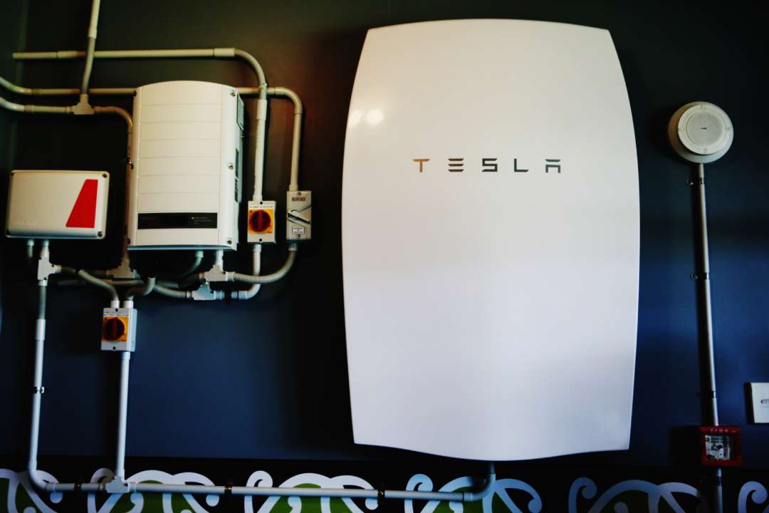 Украине выделили 508 Tesla Powerwall / Фото: Hannah Peters/Getty Images