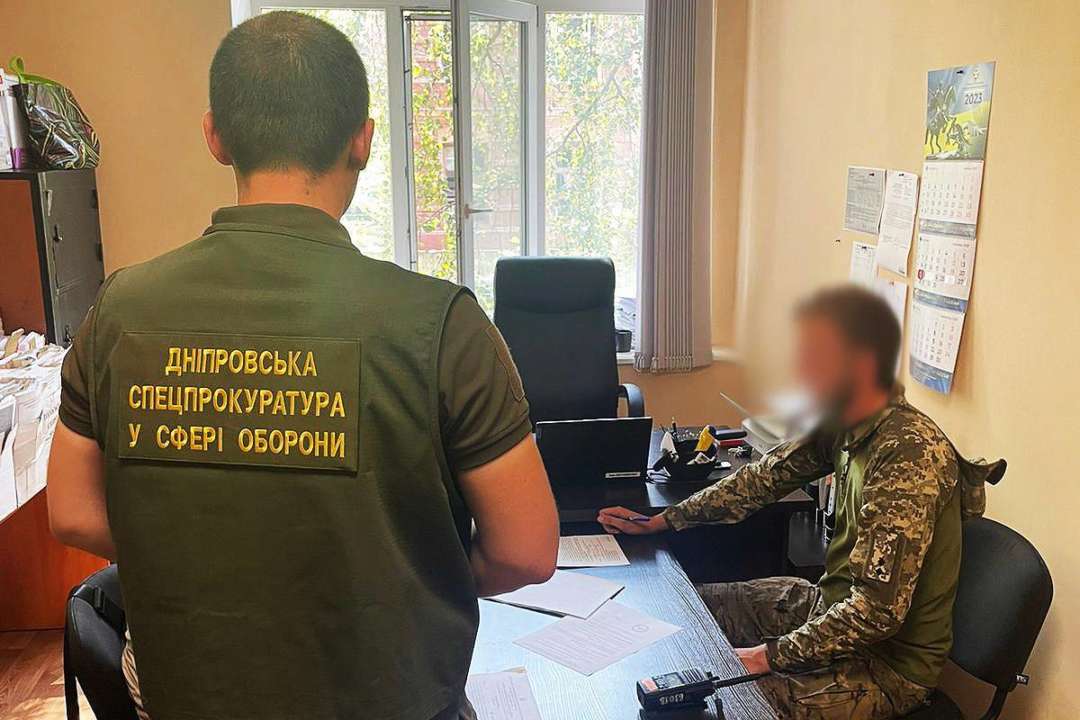 Полмиллиона гривен: командир части похитил военное имущество и получил подозрение