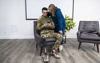В Україні масштабують проєкт із впровадження помічників ветеранів/Фото: Getty Images В Україні масштабують проєкт із впровадження помічників ветеранів