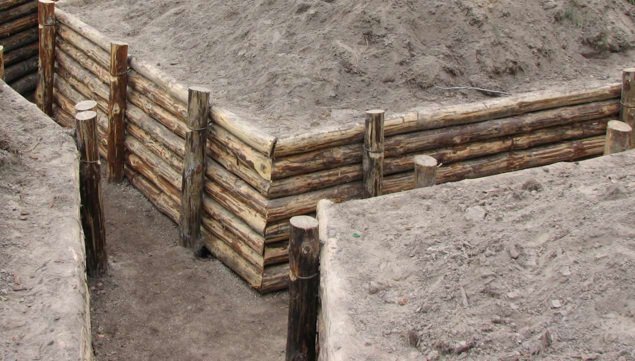 На Прикарпатті запрошують добровольців на будівництво укріпрайонів на Донбас