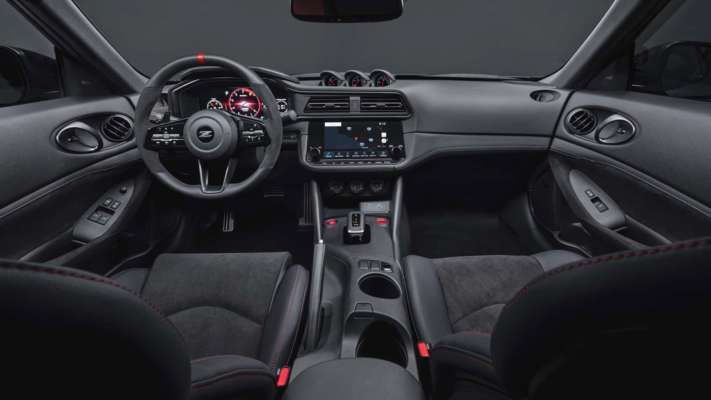 Фото: Nissan Новий улюбленець публіки: Nissan представила потужного красеня Z Nismo