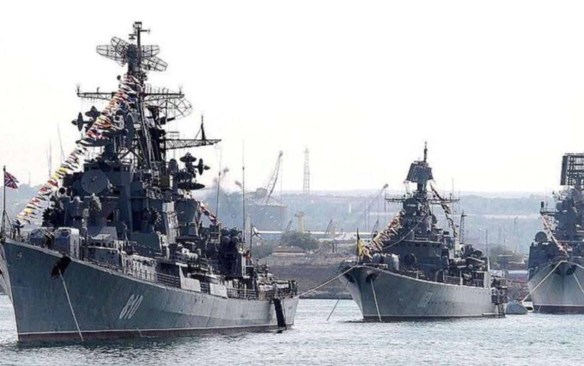 Россияне готовят свой флот к противодействию морским дронам Россияне готовят свой флот к противодействию морским дронам
