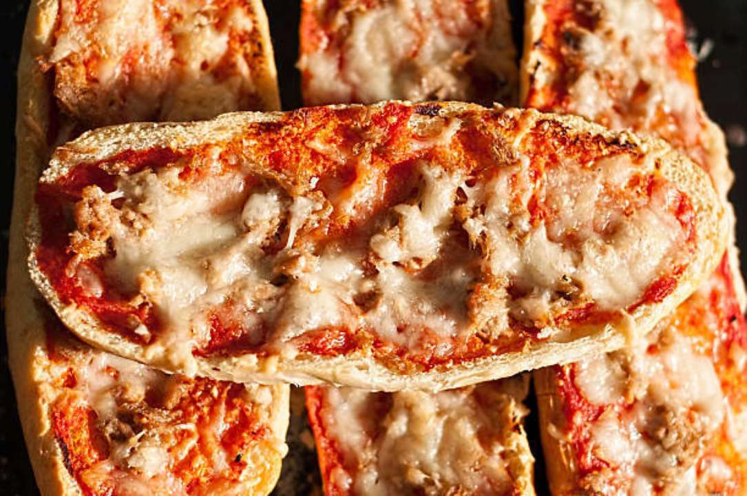 Пицца на хлебе: сверхлегкое приготовление