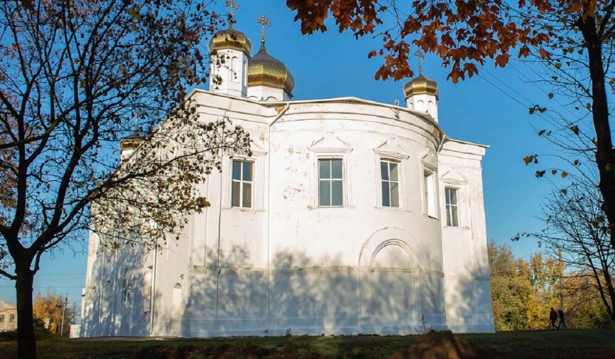 У Кам'янці на Запоріжжі окупанти зробили в училищі в'язницю