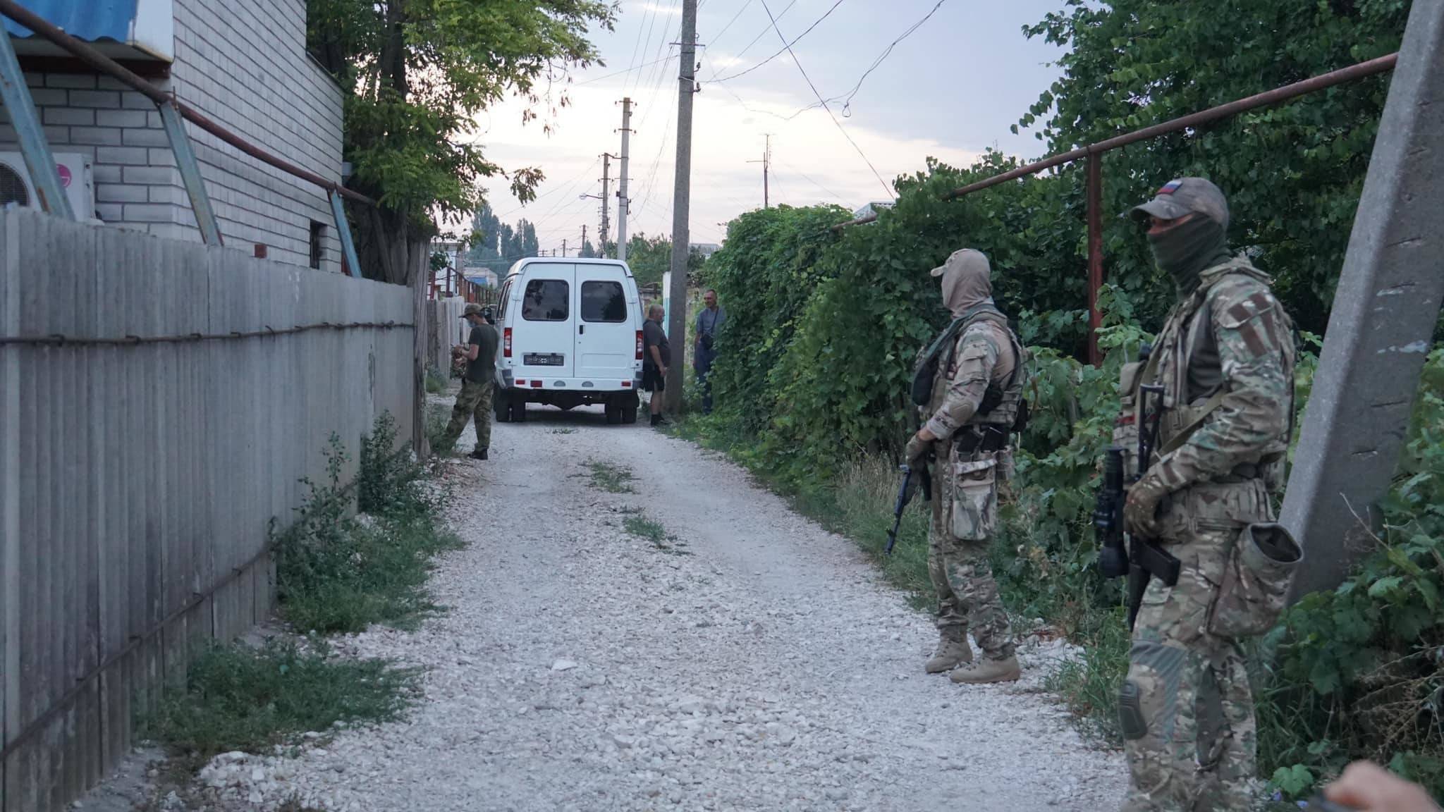 У Криму почалася хвиля репресій проти місцевих жителів/Фото: Дмитро Лубінець У Криму почалася хвиля репресій проти місцевих жителів/Фото: Дмитро Лубінець