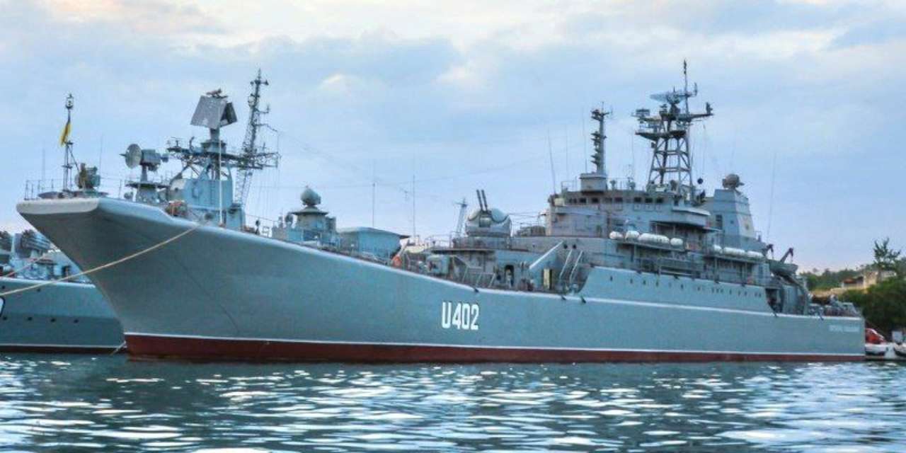 ВСУ ударили "Нептуном" по кораблю "Константин Ольшанский" ВСУ поразили во временно оккупированном Крыму корабль "Константин Ольшанский" – спикер ВМС