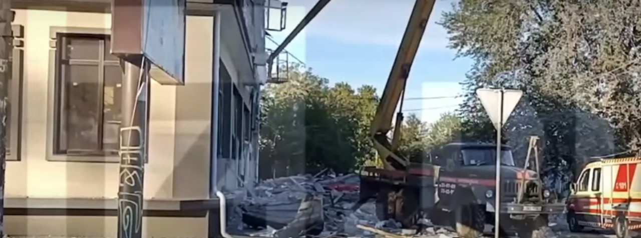 У Херсоні було знищеного чергового колаборанта. Фото: Скріншот із відео 24 каналу Олексій Журавко