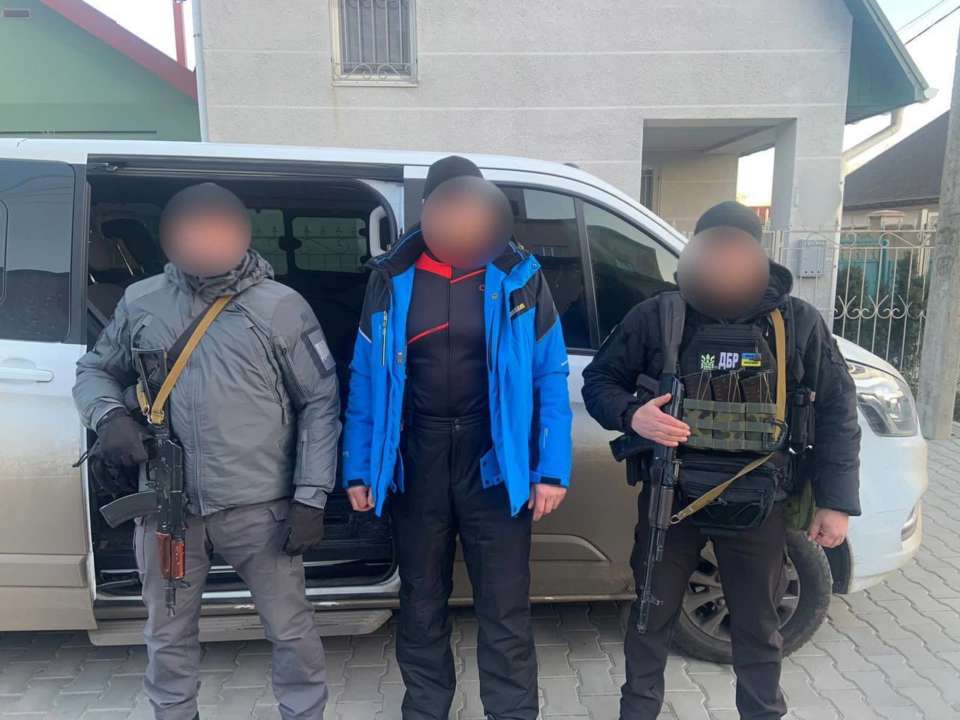 окупанти використовували залізничне сполучення для ешелонів з озброєнням та військовою технікою окупанти використовували залізничне сполучення для ешелонів з озброєнням та військовою технікою