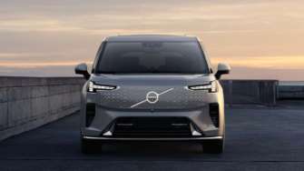 Фото: Volvo Комфортно, как в гостиной: Volvo представила свой первый электрический минивэн EM90. Фото