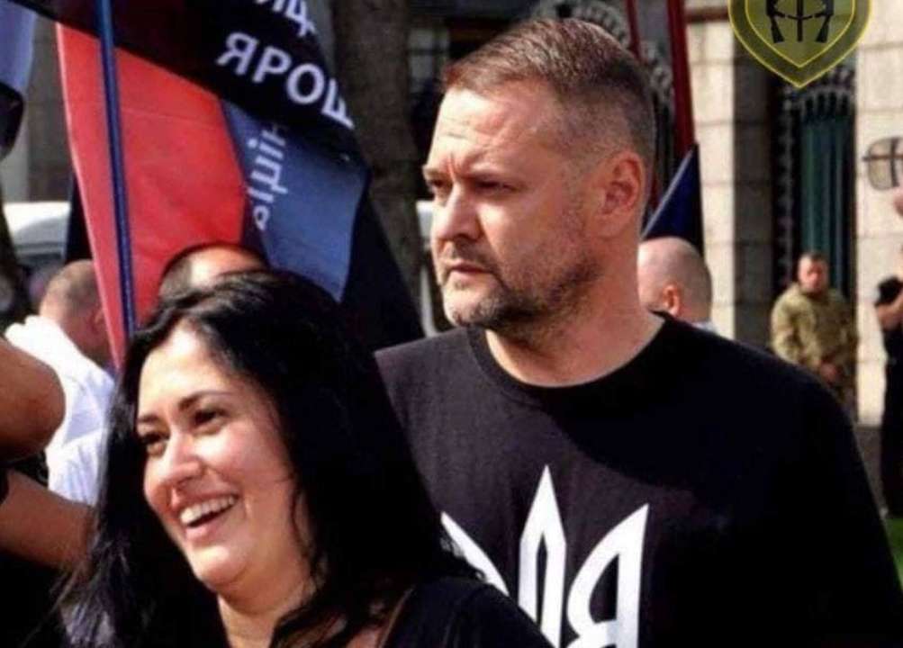 Терористи підірвали автівку УДА, в якій перебували Альберт і Наталя Кручиніни: який стан потерпілих