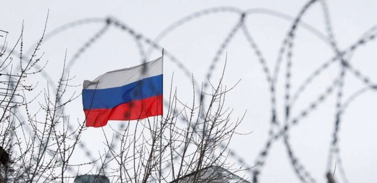 ЕС продлевает санкции против РФ на полгода