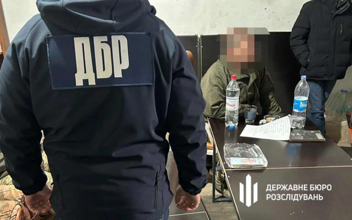 Требовал 120 тысяч у подчиненного: чиновник воинской части в Одесской области предстанет перед судом