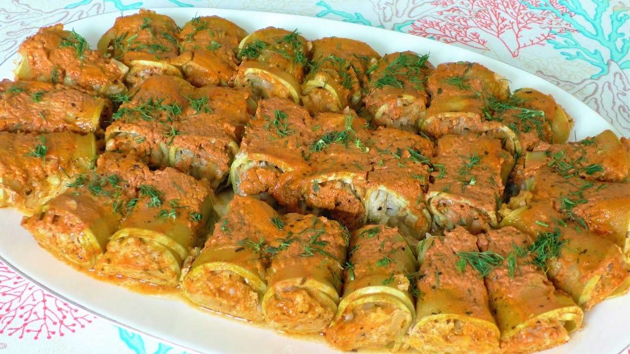 Рецепт голубців із кабачків із соковитою м'ясною начинкою/Фото: кадр з відео