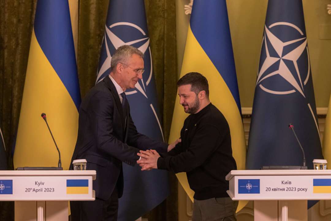 НАТО на саміті у Вільнюсі оголосить пакет допомоги Україні/Фото: Roman Pilipey/Getty Images НАТО ухвалить пакет допомоги, який наблизить Україну до Альянсу – Столтенберг