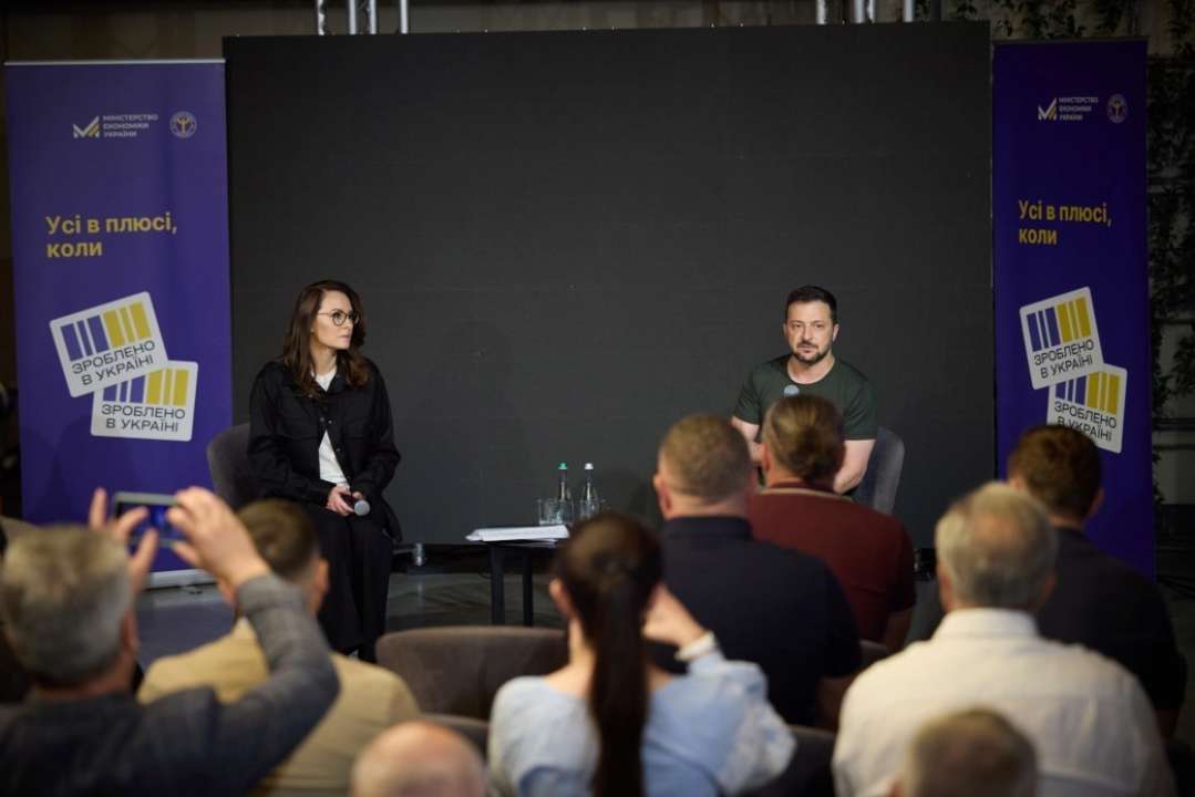 Зеленский встретился с представителями бизнеса Волынской области/Фото: ОП Зеленский поручил ускорить оказание помощи областям в строительстве школьных укрытий