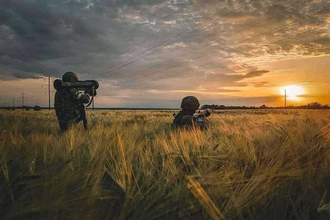 Військові