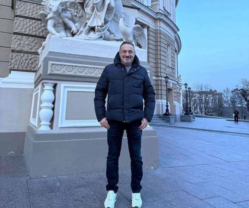 Гарик Кричевский подарил новую жизнь хиту "Мой номер 245": украинская версия и дуэт с дочерью