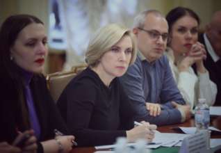 Верещук звернулася до депутатів і Кабміну з проханням сконцентрувати зусилля на спільній нормотворчості / Фото: t.me/vereshchuk_iryna Верещук звернулася до депутатів і Кабміну з проханням сконцентрувати зусилля на спільній нормотворчості / Фото: t.me/vereshchuk_iryna