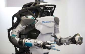 Фото: Getty Images/Автор - Tomohiro Ohsumi Рухаються, як люди: роботи Boston Dynamics навчилися паркуру. Відео