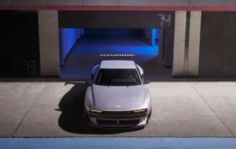 Hyundai показала наживо концепт ретрофутуристичного суперкара N Vision 74/Фото: Hyundai Hyundai N Vision 74