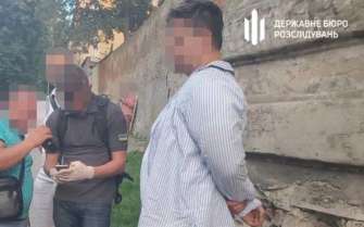 На самом же деле злоумышленник не работал в органах На самом же деле злоумышленник не работал в органах