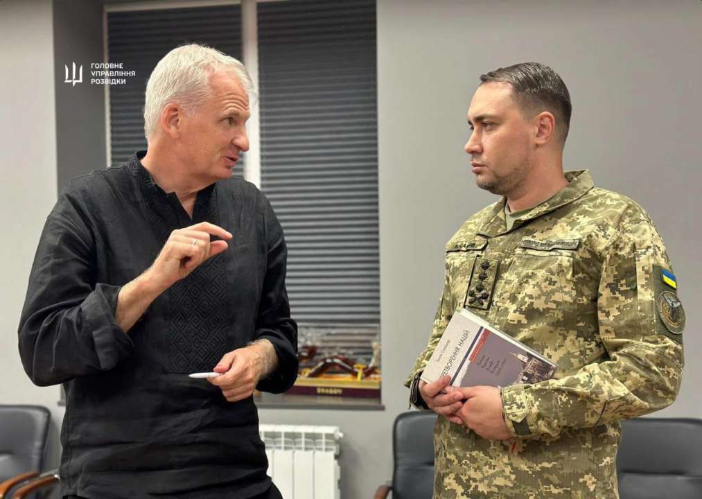 Кирилл Буданов встретился с известным историком Тимоти Снайдером