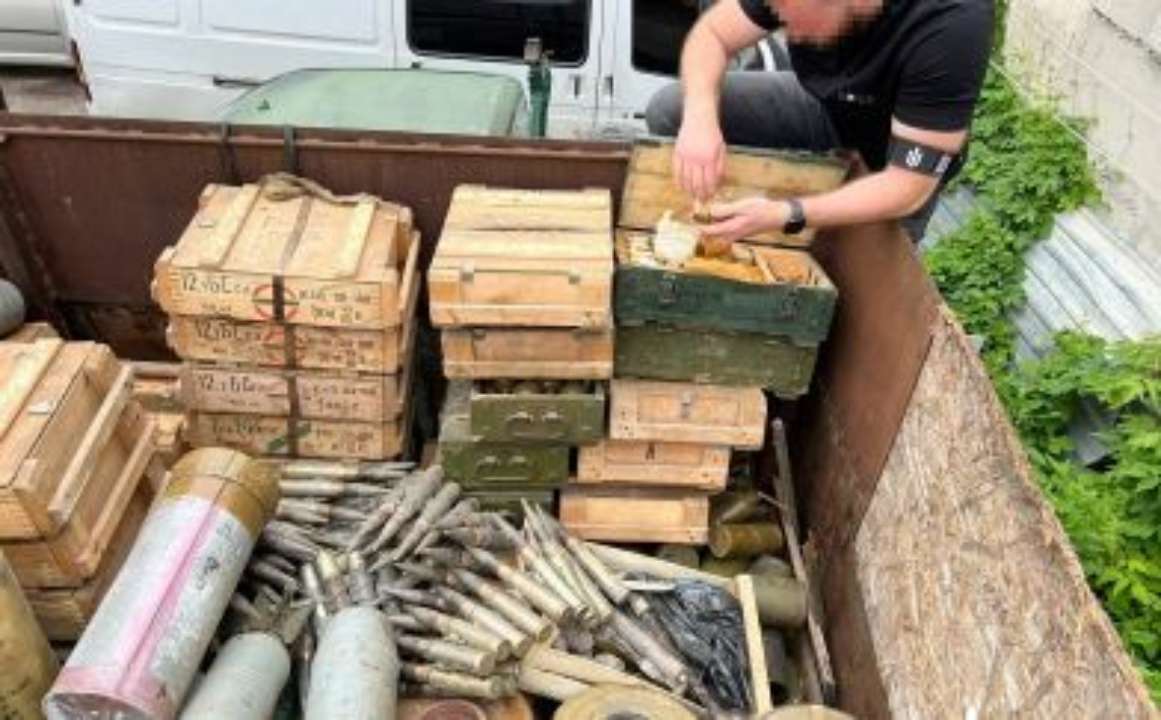 Загальна вага знайденої зброї понад 10 тонн