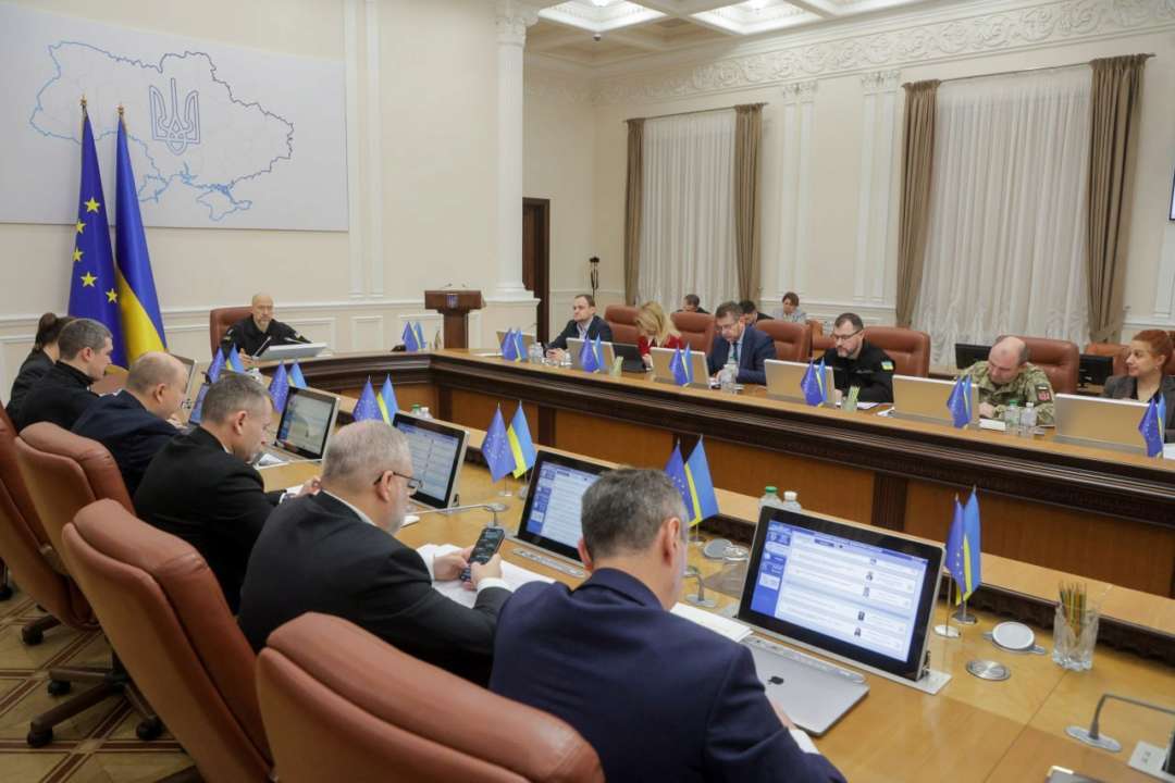 "Зимова єПідтримка" та бронювання працівників: головне з засідання Кабміну 15.11.2024